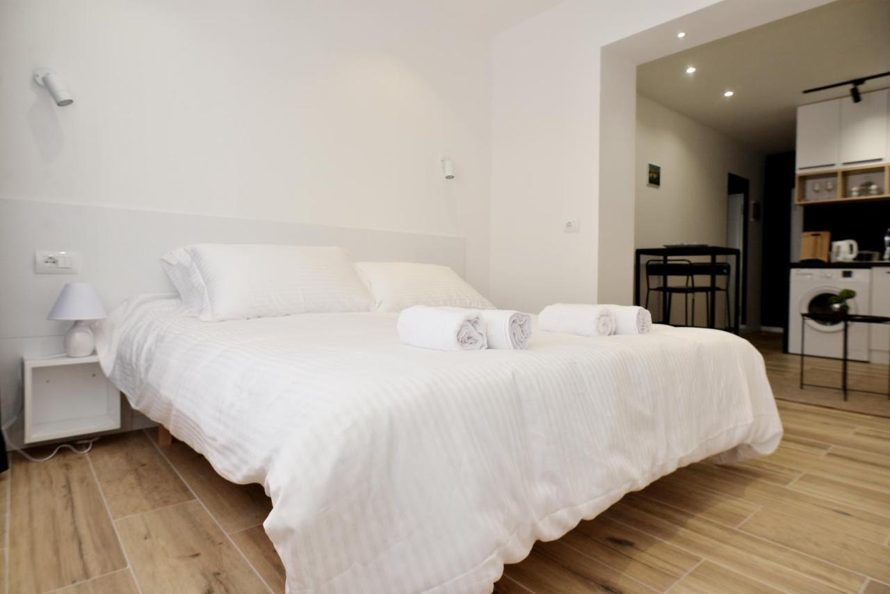 Tirana Central Apartments Bagian luar foto