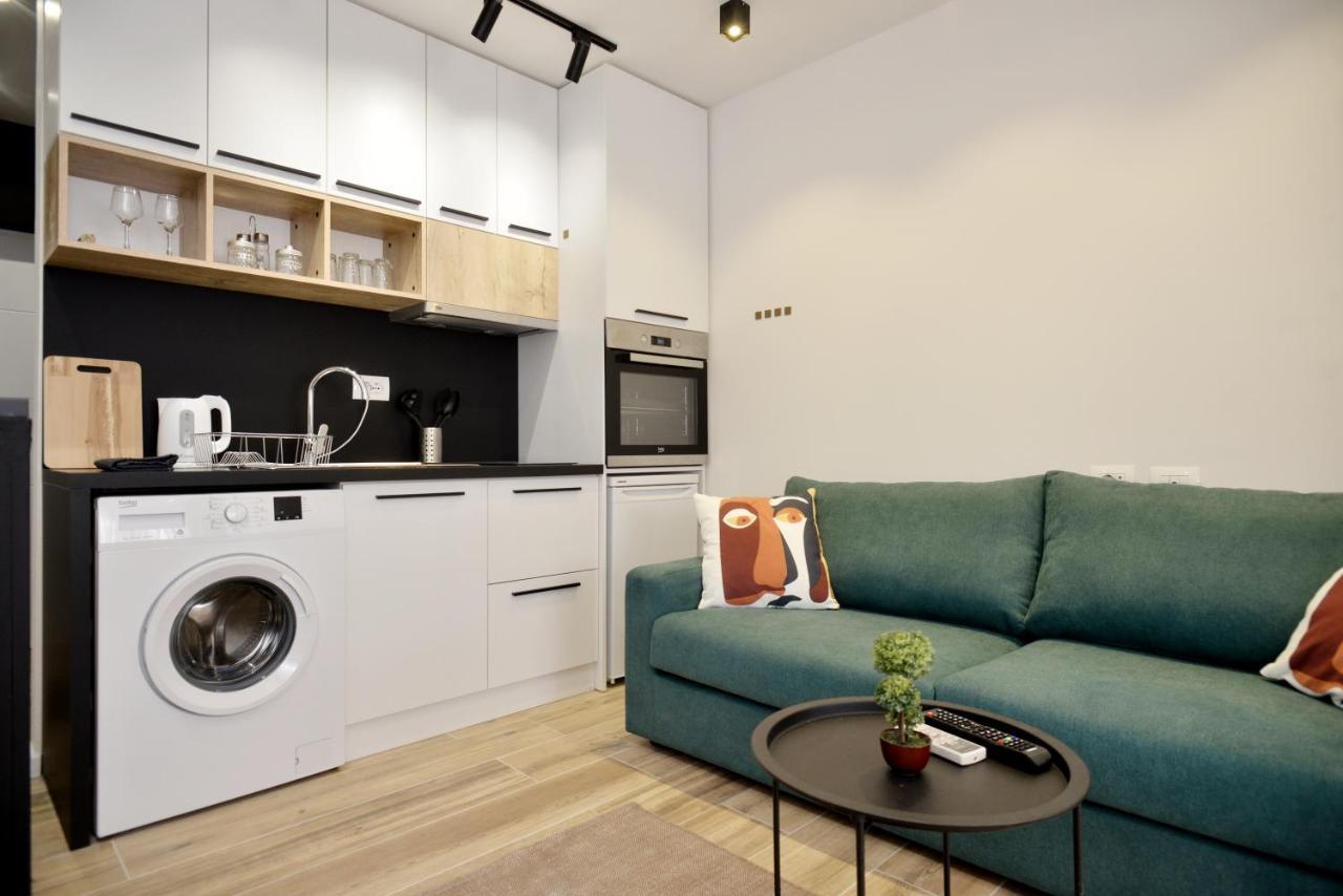 Tirana Central Apartments Bagian luar foto