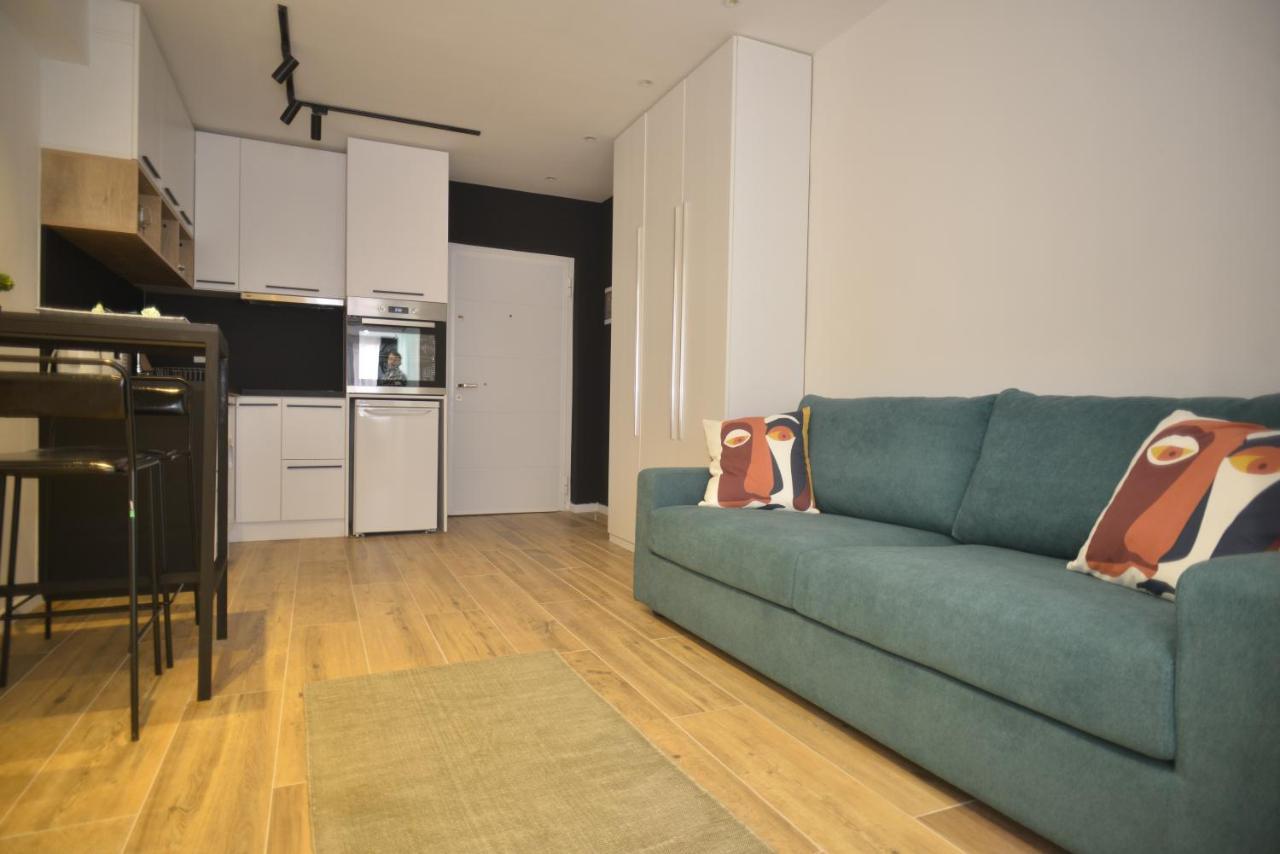 Tirana Central Apartments Bagian luar foto