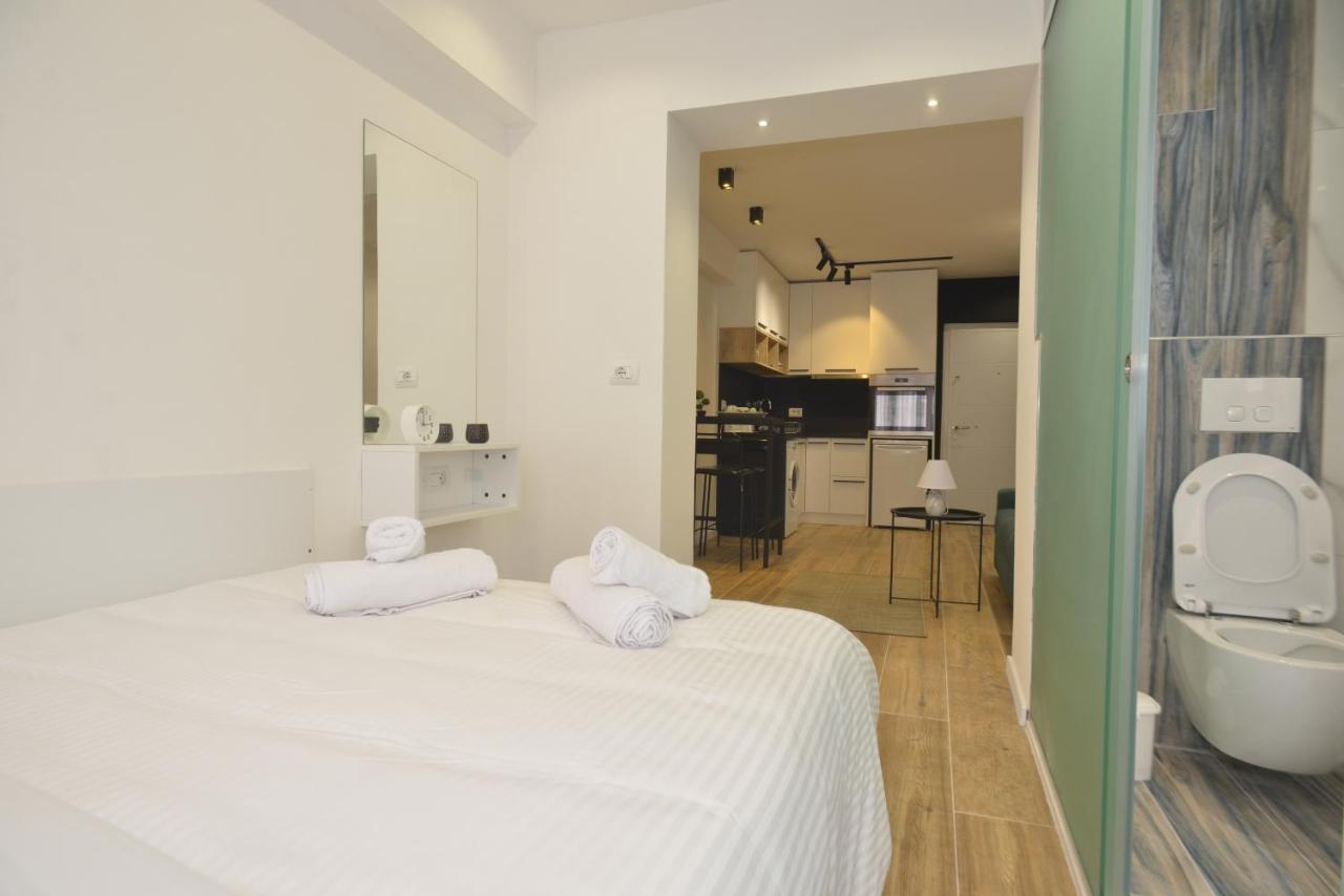 Tirana Central Apartments Bagian luar foto