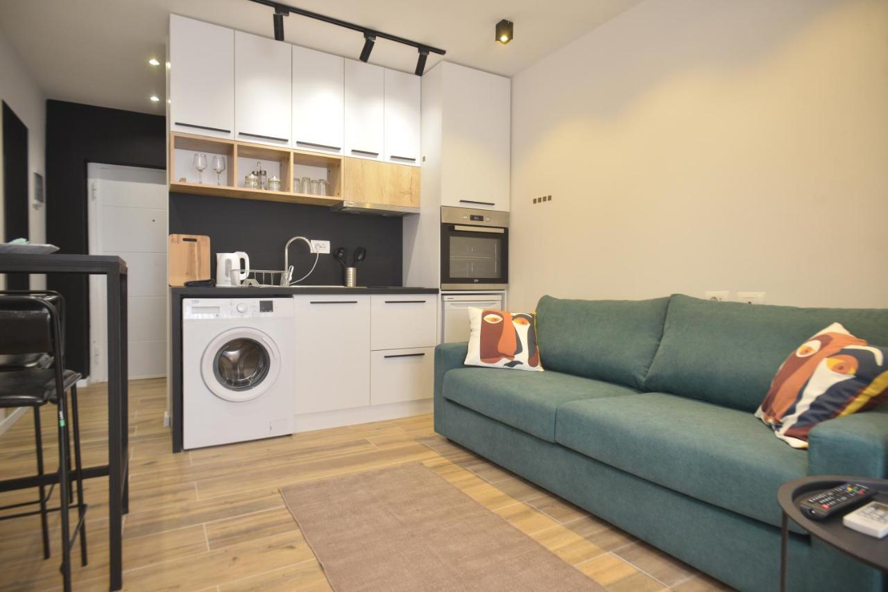 Tirana Central Apartments Bagian luar foto